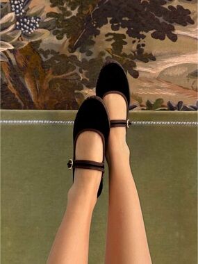 Flabelus Velvet  brown Mary Jane Flat